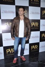 Vivek Oberoi at The Impossible film press meet in PVR, Mumbai on 27th Dec 2012 (38).JPG